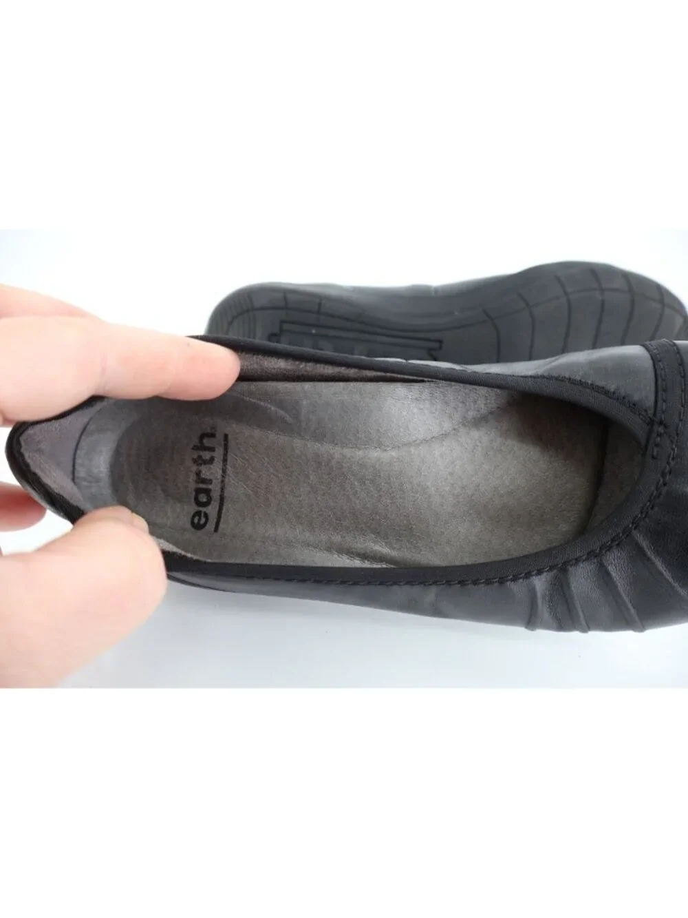 Earth Alder 2 Derby Ballet Flat Black Leather Womens 6 M Slip on Shoes